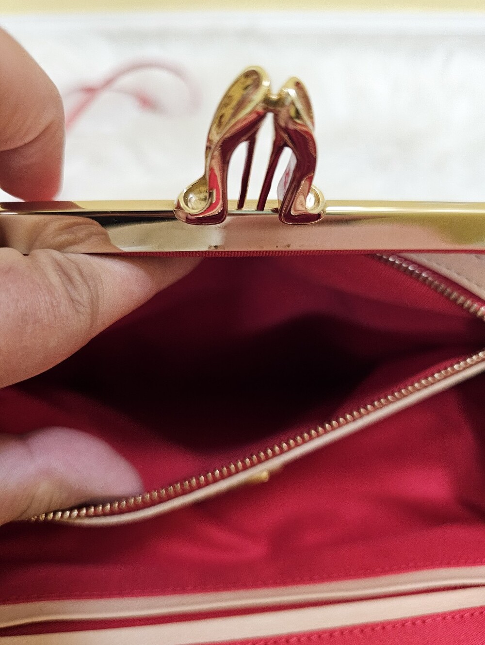Christian Louboutin Maxi Loubi Clutch Calf - Picture 7 of 17